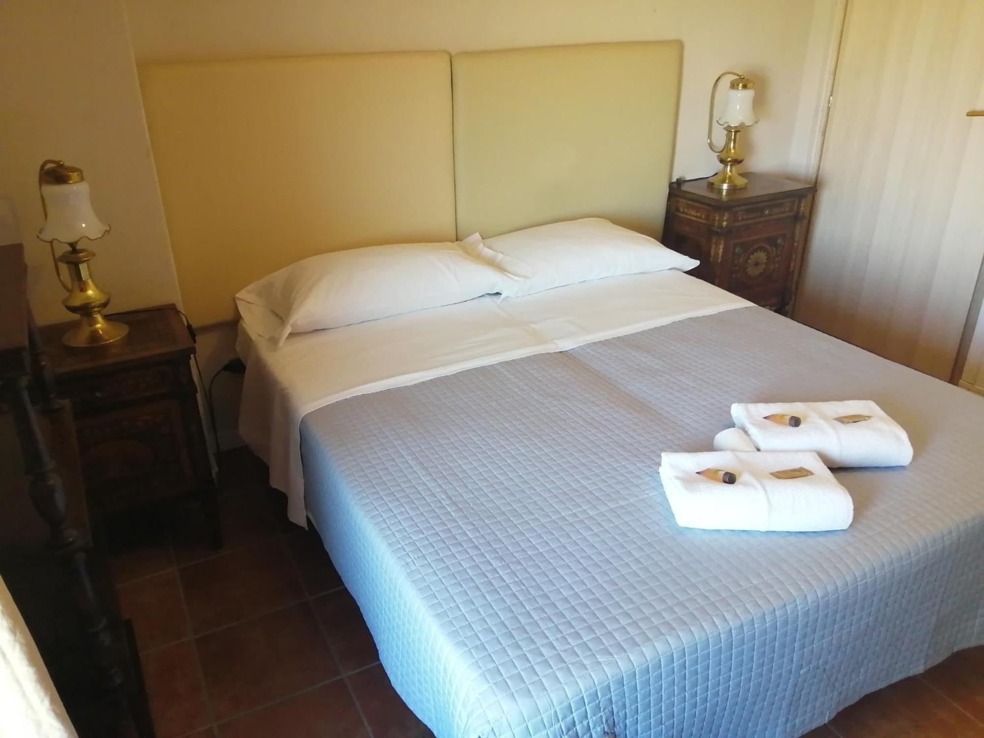 Oriolo Cascina La Castagnara住宿加早餐旅馆 客房 照片